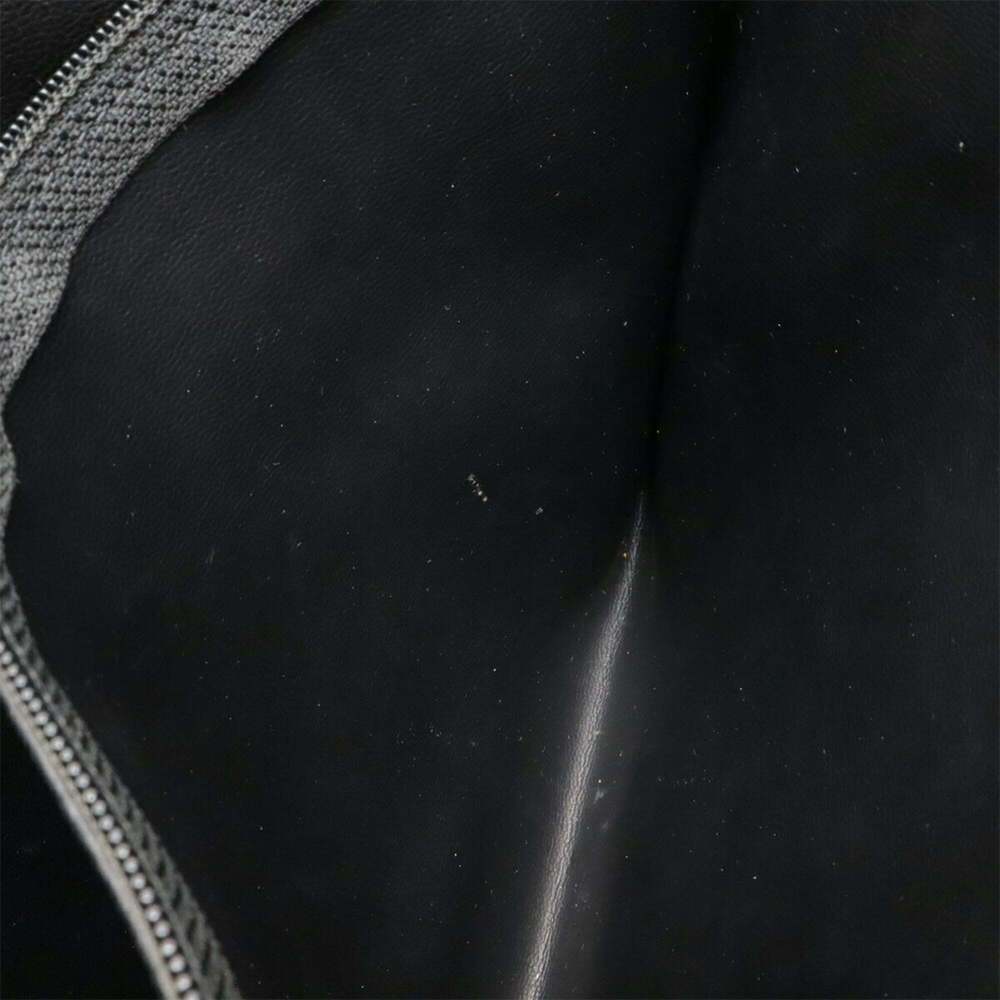 CHANEL Black Caviar Leather Logo Shoulder Bag - Picture 10 of 10